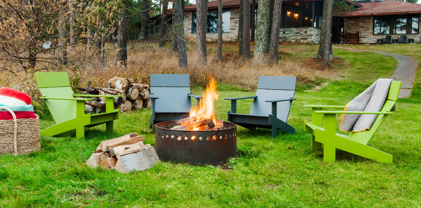 Recycelt & Relaxed – mit den lässigen Chairs von Loll Designs 2 hero lollygagger cook lake fire
