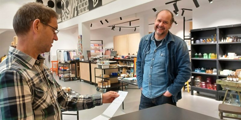 CHARAKTERTYPEN #2: Andreas Feldenkirchen (Matter Urban Market, Hamburg) - Der Erlebnishändler. 6 beSeaside Charaktertypen Folge2 AndreasFeldenkirchen Hummelstuhl 6