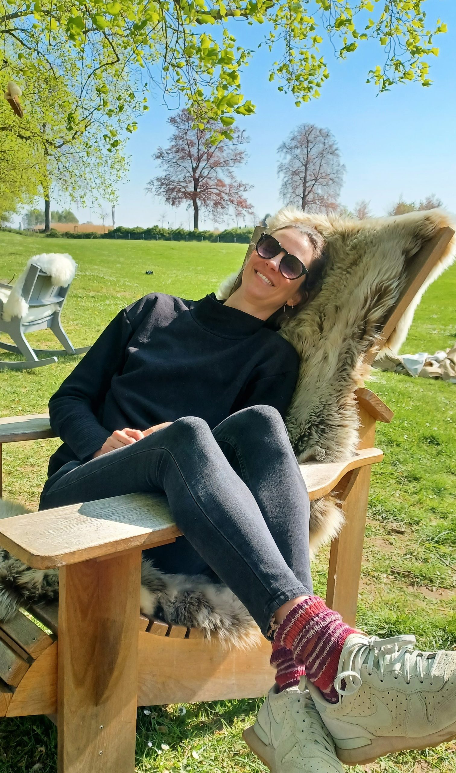 beSeaside on tour Schlossfruehling Schloss Dyck April2022 relax im CLASSIC Chair scaled