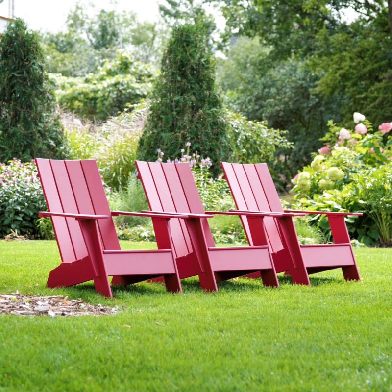 Aussenmoebel Dachterrasse Garten recycelter Kunststoff moderner Adirondack Chair Loll Designs bei beSeaside