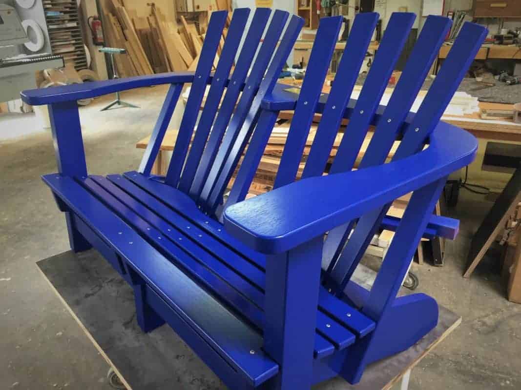 BLAU machen! Wenn nicht heute, wann dann? - Der Tag des Meeres. 5 BeSeaside Alsterbank lackiert - RAL 5002 Ultramarinblau