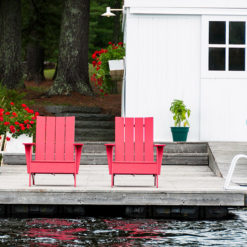 beseaside adirondack 4slat flat comp zwei rote am steg