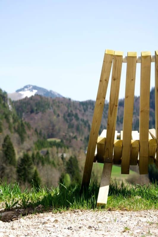 Weltevree Fieldchair Klappsessel mit Blick auf die Berge
